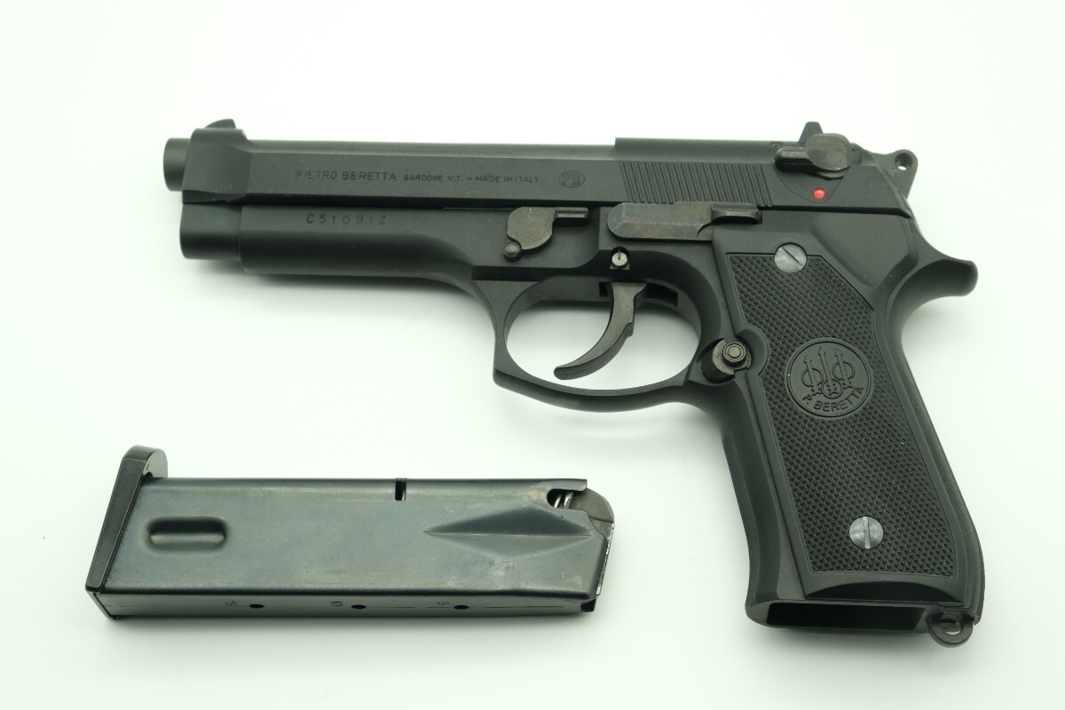 未発火美品 MGC ベレッタ92F モデルガン
