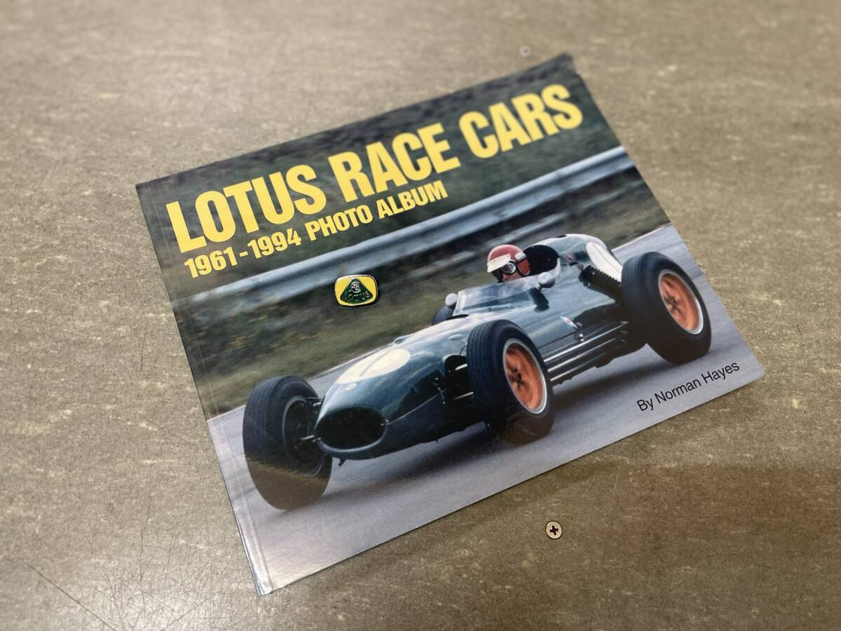 ロータス　LOTUS RACE CARS　レース　レーシング　F1　書籍 + 當(dāng)時(shí)物　ピンバッジ　#1