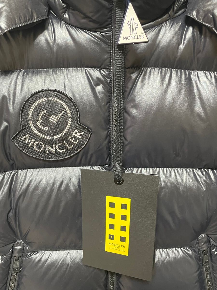 未使用 タグ付 MONCLER HANTIUM GIUBBOTTO GENIUS ハンガー 未使用 タグ付 MONCLER HANTIUM GIUBBOTTO GENIUS ハンガー