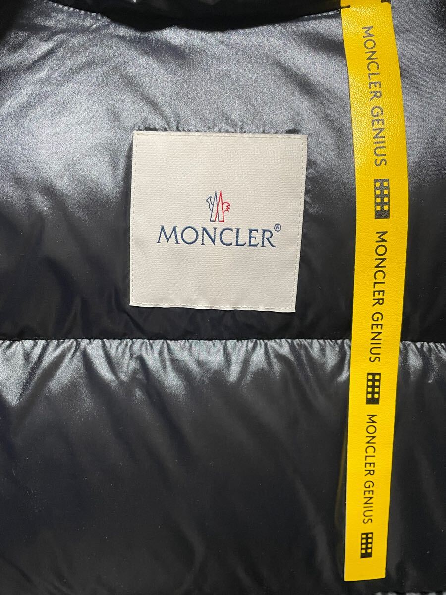 未使用 タグ付 MONCLER HANTIUM GIUBBOTTO GENIUS ハンガー 未使用 タグ付 MONCLER HANTIUM GIUBBOTTO GENIUS ハンガー