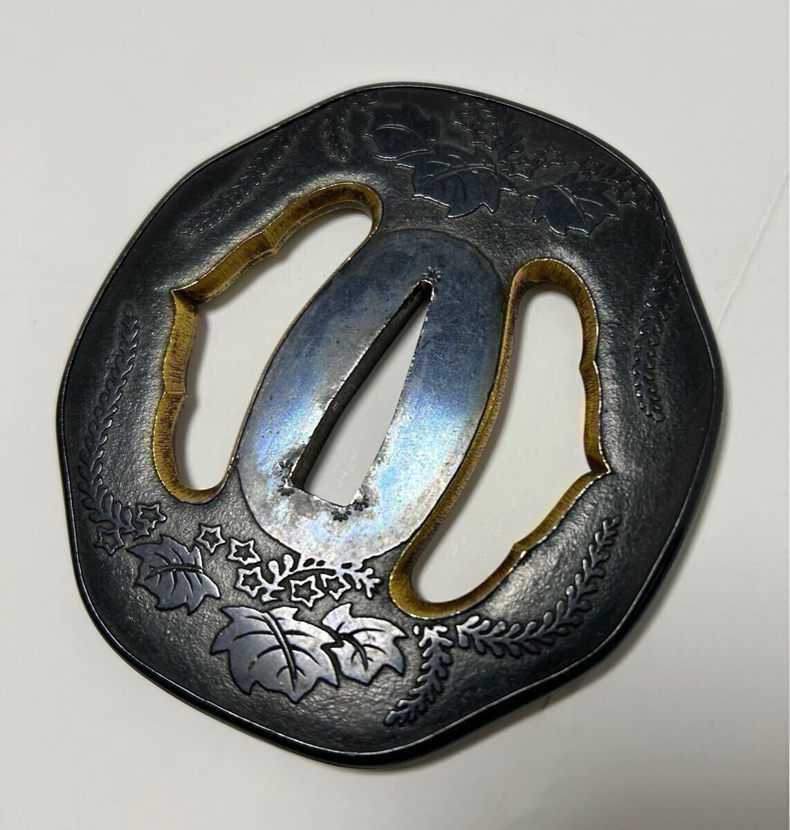 Bibian 比比昂- 肥後鍔極上美品江戸期赤銅鍔花桐文鍔珍品稀少品 Bibian 比比昂- 肥後鍔極上美品江戸期赤銅鍔花桐文鍔珍品稀少品