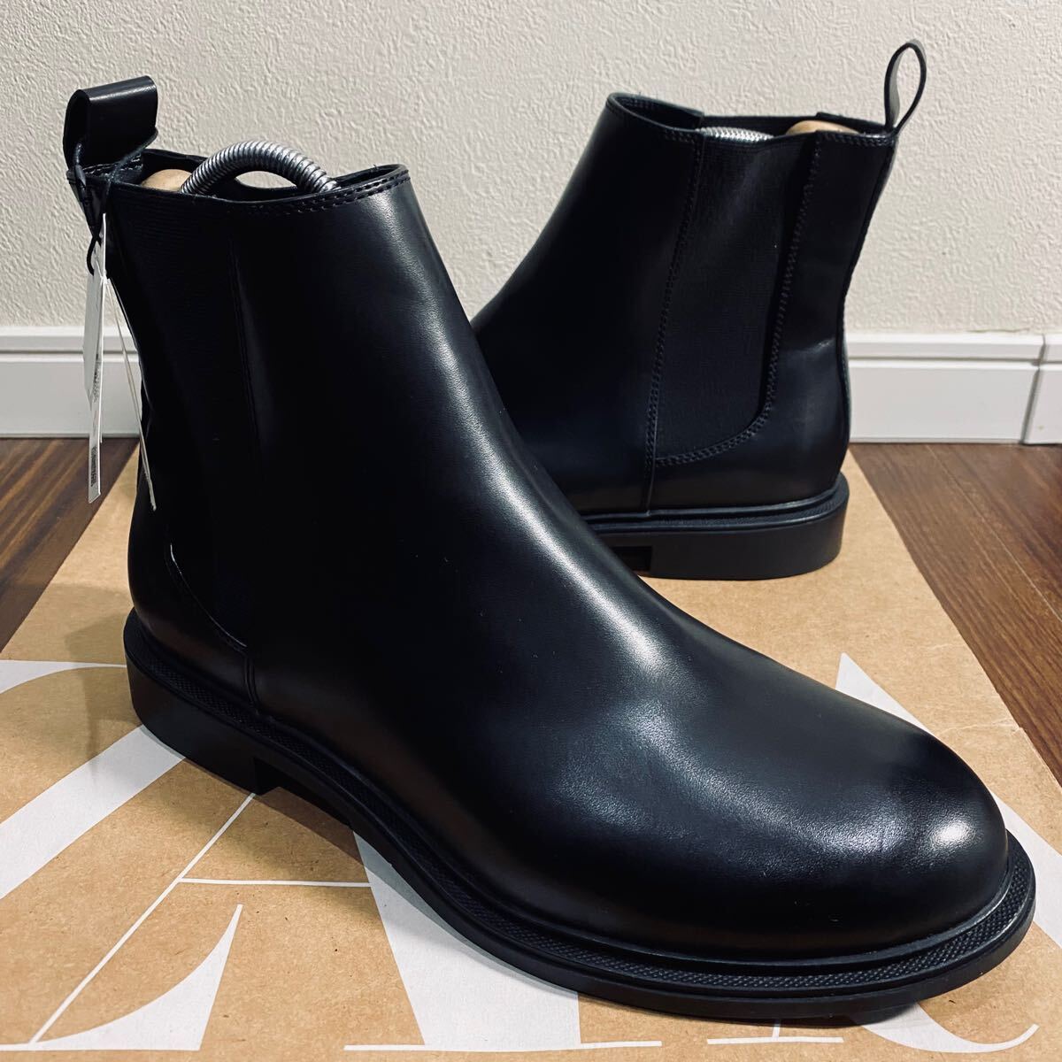 新品 ZARA PUレザーブーツ 27 5cm 43 ALL BLACK メンズ ザラ 新品 ZARA PUレザーブーツ 27 5cm 43 ALL BLACK メンズ ザラ