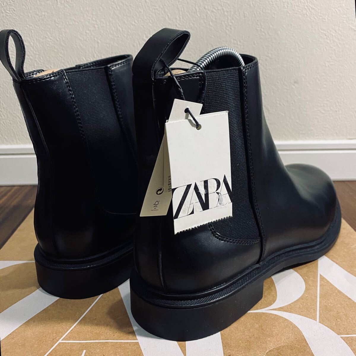 新品 ZARA PUレザーブーツ 27 5cm 43 ALL BLACK メンズ ザラ 新品 ZARA PUレザーブーツ 27 5cm 43 ALL BLACK メンズ ザラ