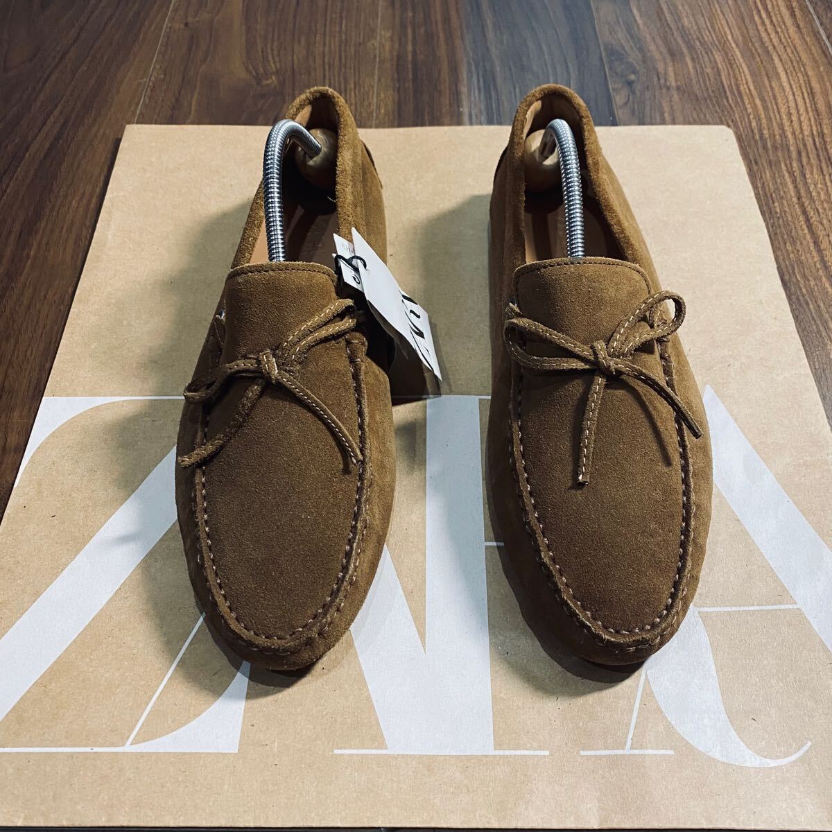 新品 ZARA 本革 ドライビングシューズ 26.0cm 40 BROWN SUEDE メンズ ザラ レザー ローファー スリッポン モカシン シューズ スニーカー 新品 ZARA 本革 ドライビングシューズ 26.0cm 40 BROWN SUEDE メンズ ザラ レザー ローファー スリッポン モカシン シューズ スニーカー