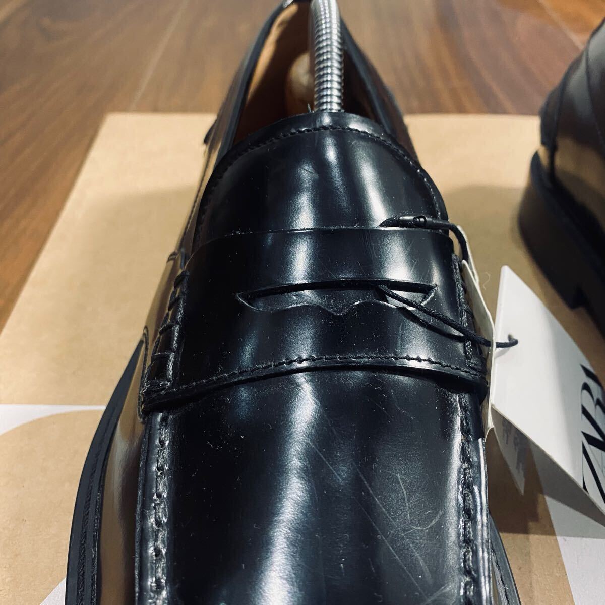 新品 ZARA 本革 コインローファー 26 0cm 40 ALL BLACK メンズ 新品 ZARA 本革 コインローファー 26 0cm 40 ALL BLACK メンズ