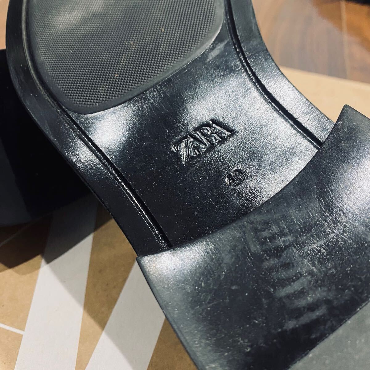 新品 ZARA 本革 コインローファー 26 0cm 40 ALL BLACK メンズ 新品 ZARA 本革 コインローファー 26 0cm 40 ALL BLACK メンズ