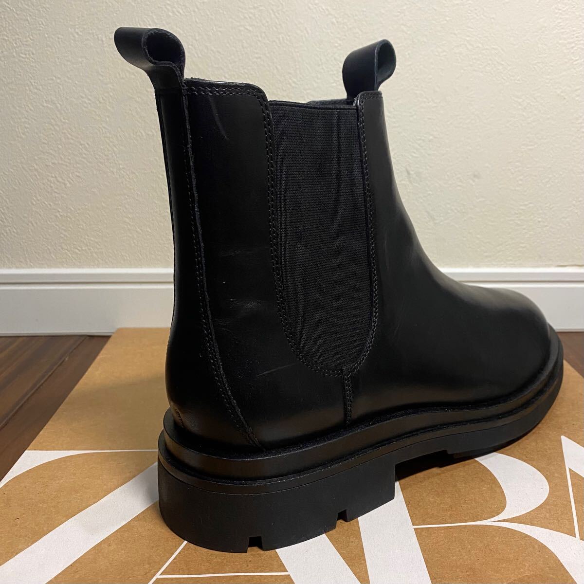 新品 ZARA ボリュームソールチェルシーレザーブーツ 28 5cm 44 新品 ZARA ボリュームソールチェルシーレザーブーツ 28 5cm 44