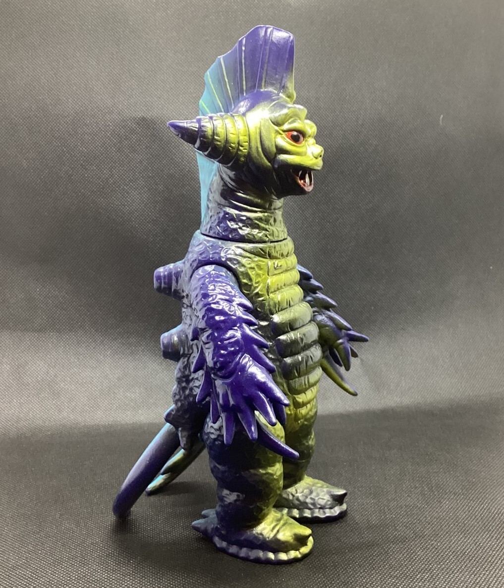 Yahoo!オークション - 当時もの キングワンダー 円谷