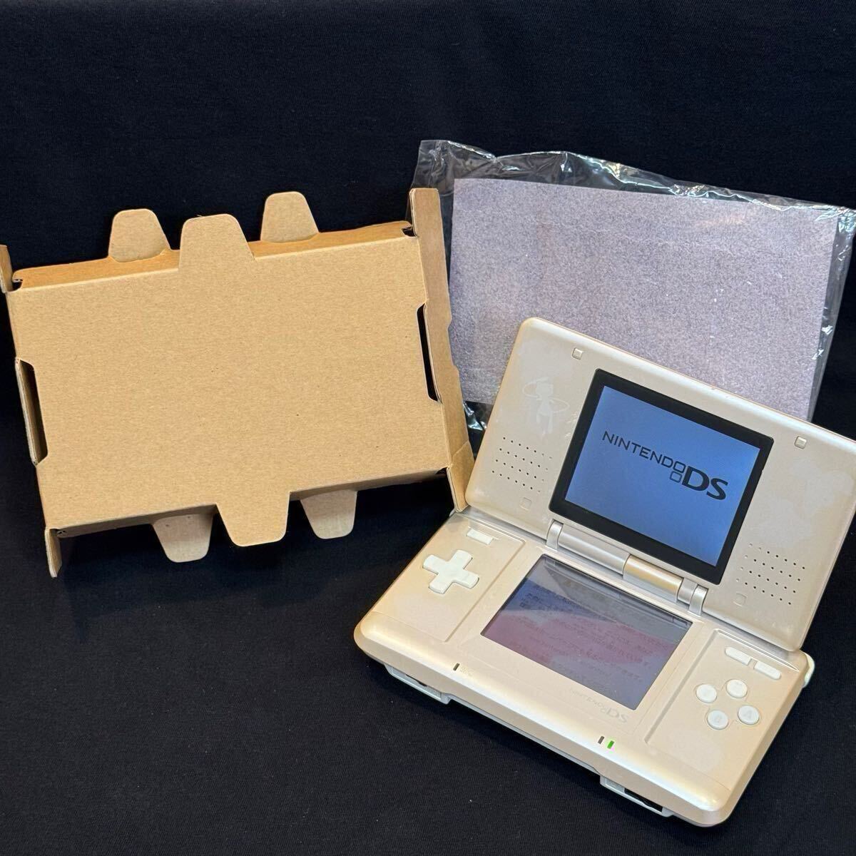 完品】ニンテンドー DS ミュウエディション 任天堂 DSLite 完品】ニンテンドー DS ミュウエディション 任天堂 DSLite