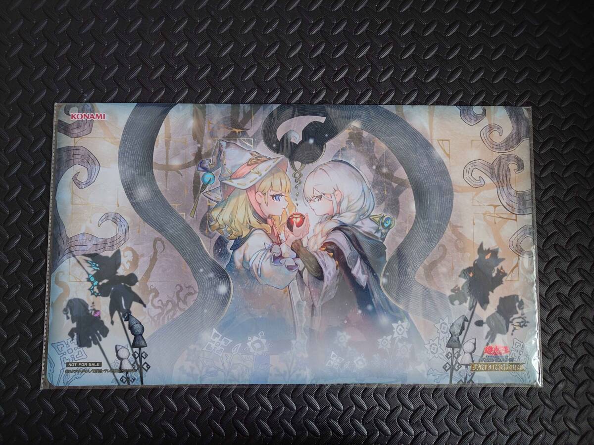 KONAMI】遊戯王 プレイマット(白き森 罪宝の囁き)【新品 未開封 KONAMI】遊戯王 プレイマット(白き森 罪宝の囁き)【新品 未開封