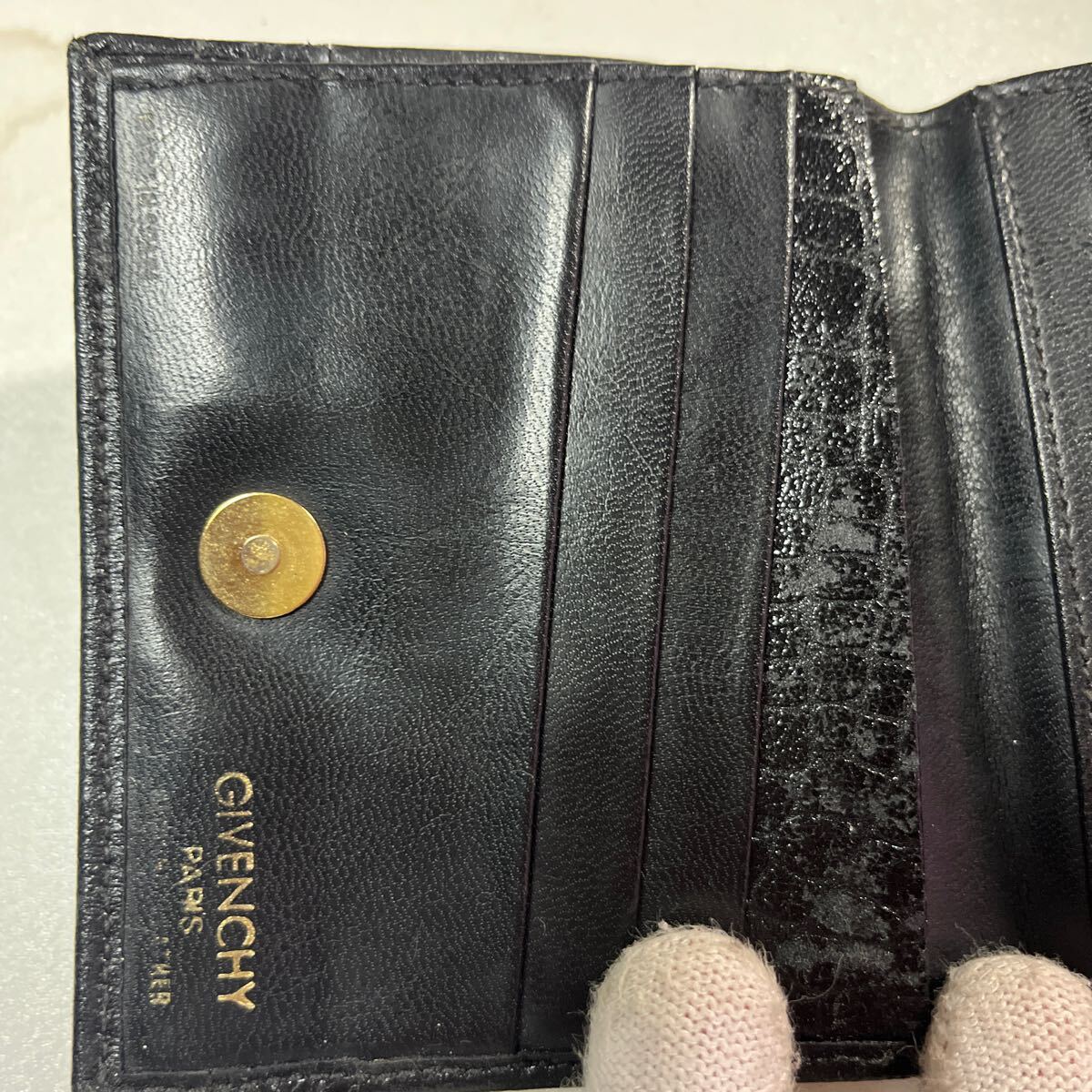 GIVENCHY 二つ折り財布 ブラック レザー ジバンシィ コンパクト GIVENCHY 二つ折り財布 ブラック レザー ジバンシィ コンパクト
