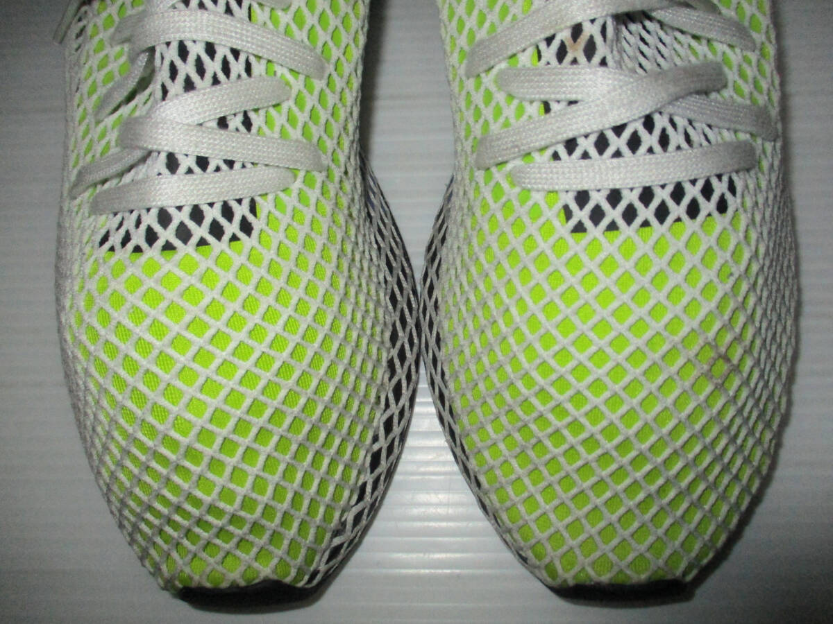 adidas Adidas спортивные туфли DEERUPT RUNNER зеленый B27779 размер 28cm ( 1Ake