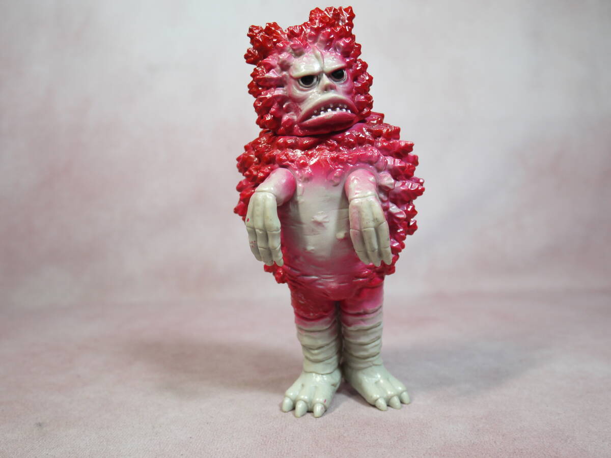 【レア】ガラモン 紅色 ソフビ フィギュア ウルトラQ 1983 日本製 Yahoo!オークション - ガラモン 1983 日本製硬質ソフビ ウルトラ