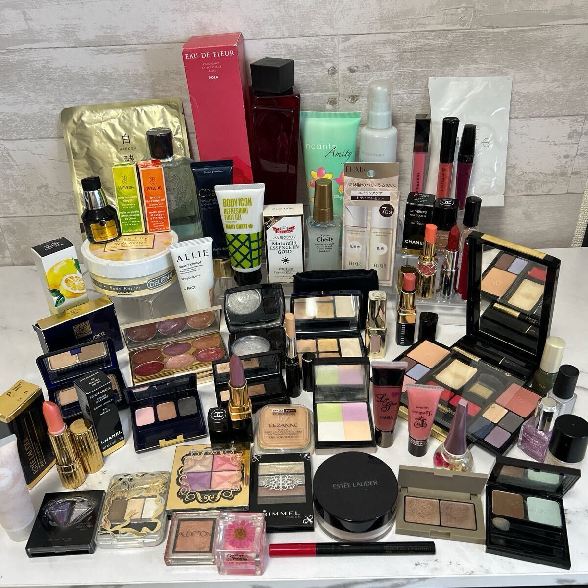 1スタ コスメまとめ化粧品セットDIOR CHANEL LANCOME シャネル YSL リップ アイシャドウ スキンケア ファンデーション 口紅 コスメ大量 3(アイシャドウ)|売買されたオークション情報、Yahoo!オークション(旧ヤフオク!) の商品情報をアーカイブ公開 - オークファン 1スタ コスメまとめ化粧品セットDIOR CHANEL LANCOME シャネル YSL リップ アイシャドウ スキンケア ファンデーション 口紅 コスメ大量 3(アイシャドウ)|売買されたオークション情報、Yahoo!オークション(旧ヤフオク!) の商品情報をアーカイブ公開 - オークファン