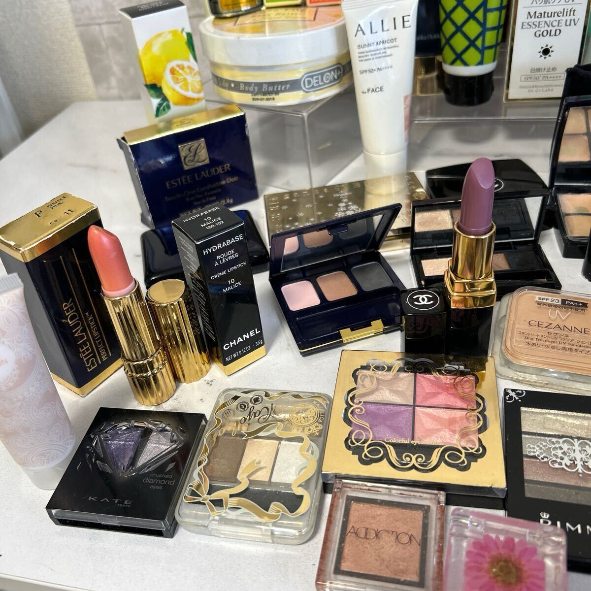 1スタ コスメまとめ化粧品セットDIOR CHANEL LANCOME シャネル YSL リップ アイシャドウ スキンケア ファンデーション 口紅 コスメ大量 3(アイシャドウ)|売買されたオークション情報、Yahoo!オークション(旧ヤフオク!) の商品情報をアーカイブ公開 - オークファン 1スタ コスメまとめ化粧品セットDIOR CHANEL LANCOME シャネル YSL リップ アイシャドウ スキンケア ファンデーション 口紅 コスメ大量 3(アイシャドウ)|売買されたオークション情報、Yahoo!オークション(旧ヤフオク!) の商品情報をアーカイブ公開 - オークファン