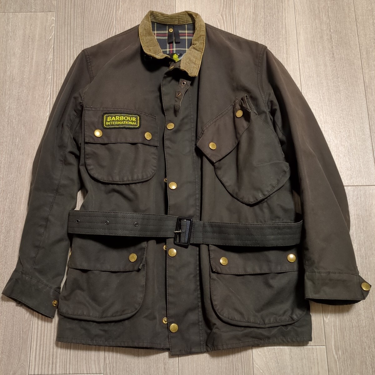 YM1225 Barbour バブアー ヴィンテージ INTERNATIONAL SUIT オイルドジャケット C40 102cm イングランド製 3ワラント 再wax_画像1