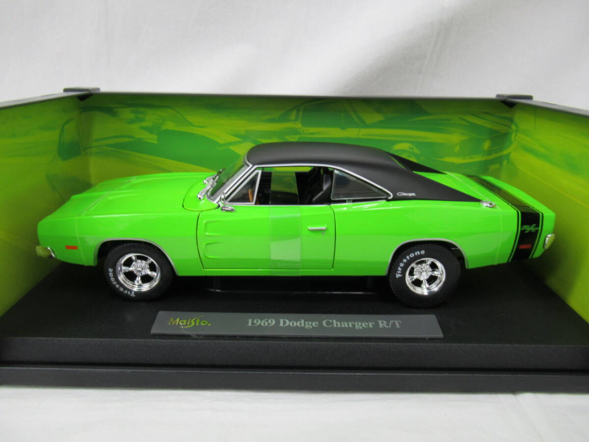 Maisto DESIGN 1969 Dodge Charger R/T　マイスト　1969　ダッジ　チャレンジャー　R/T　1/18　ミニカー　自宅保管品