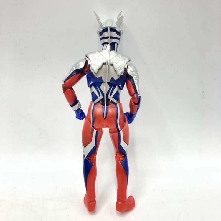 【中古】バンダイ　S.H.Figuarts ウルトラマンゼロ　箱説明書無し、現状品[240070137078]