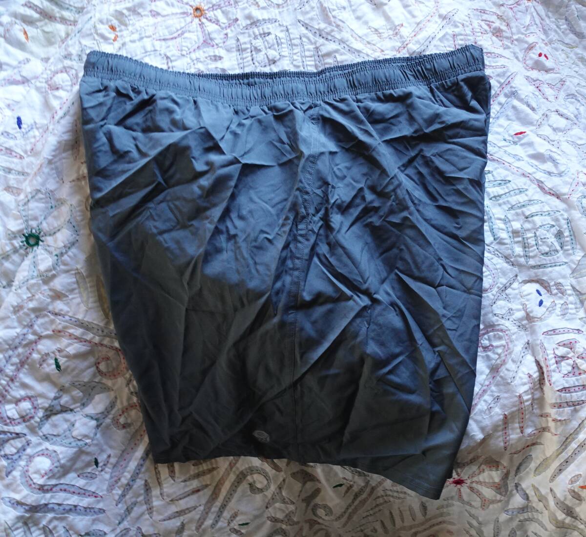 マウンテンハードウェアー*MOUNTAIN HARD WEAR*定価￥5390*UPF30*インナー付ハーフパンツ*新品*L*トレラン*山*キャンプ*ランニング