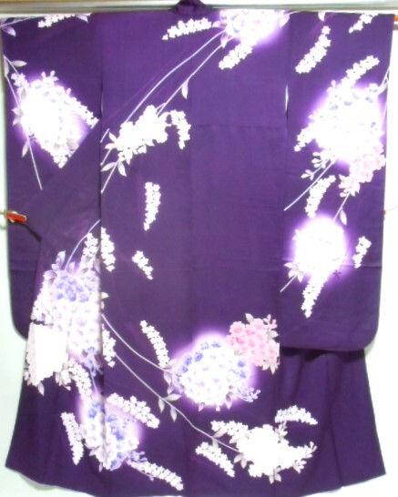 ■黒猫■★美品★振袖.　茄子色　花模様　身丈167ｃm 裄66.5ｃｍ　　正絹　 ★■