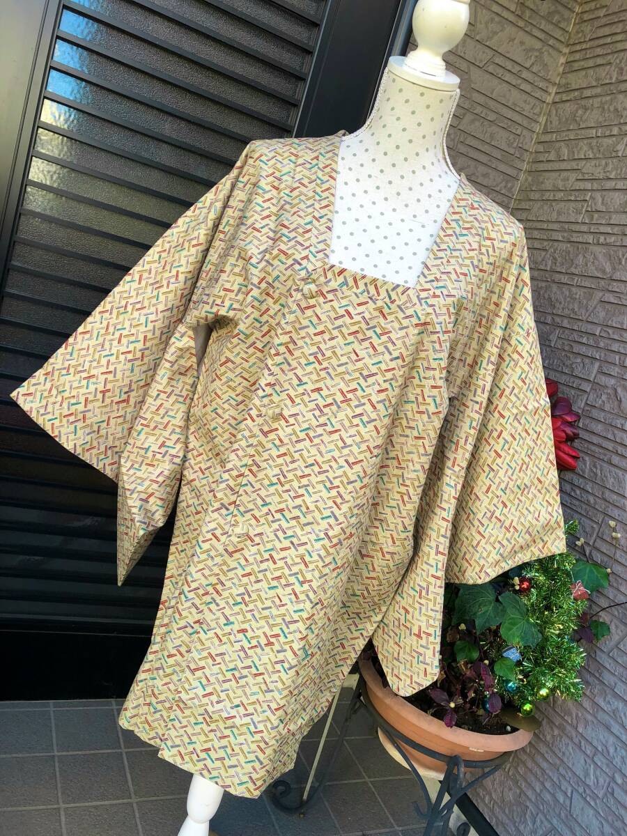 着物　和服　羽織り　コート　道行コート　美品　綿　送料230円