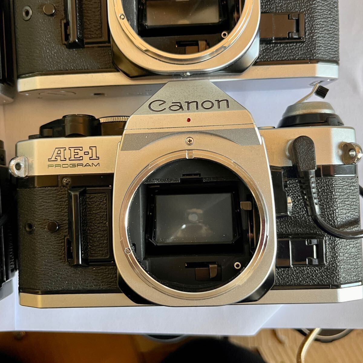 ジャンク カメラ キヤノン AE-1 2台|マニュアルフォーカス ジャンク カメラ キヤノン AE-1 2台|マニュアルフォーカス