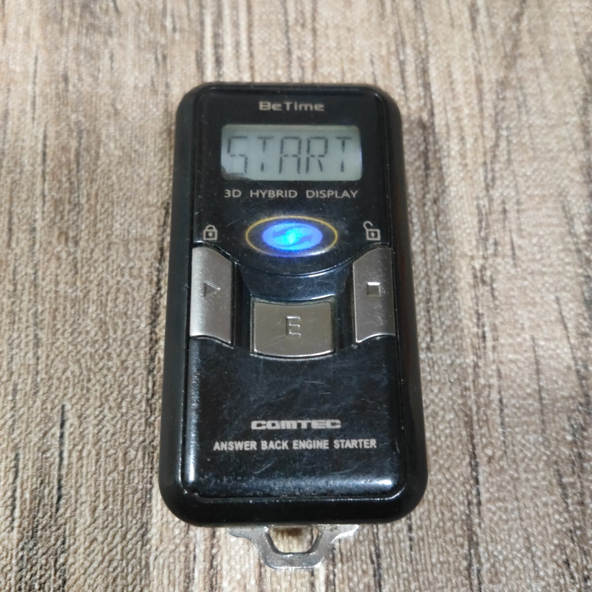 コムテック　エンジンスターターWR820PS Amazon | コムテック アンサーバック エンジンスターター BeTime