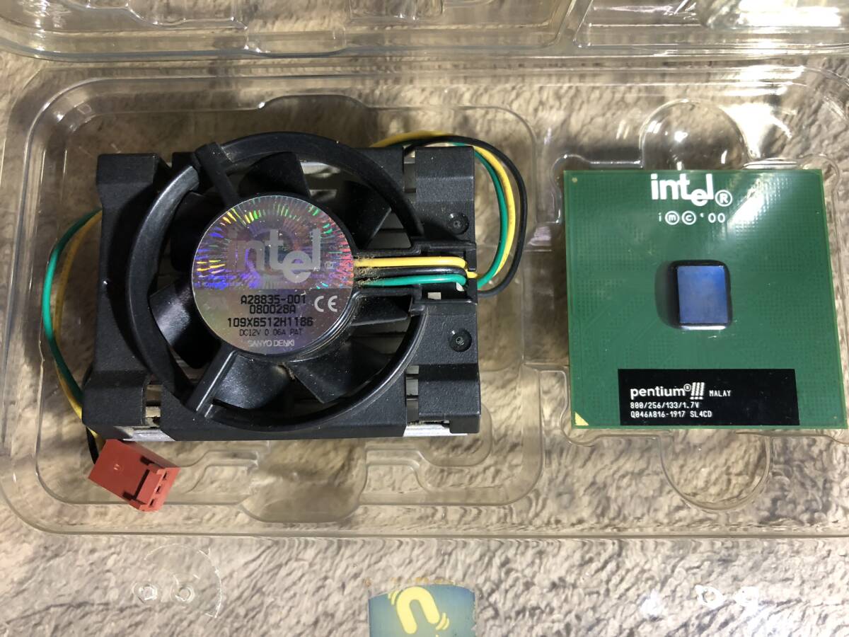 Yahoo!オークション - Intel Pentium III Processor 800 MHz 256K Cach...