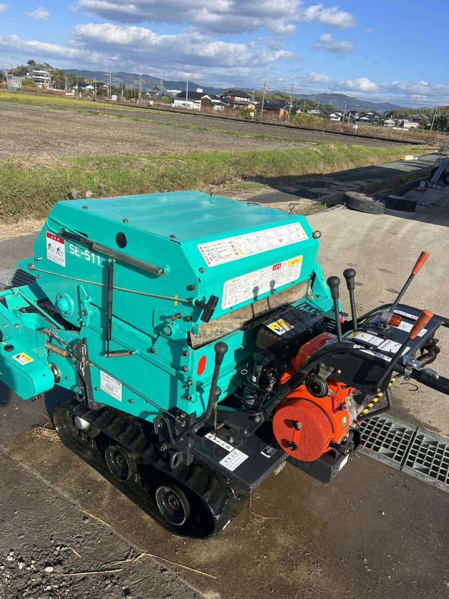 福岡県みやま市】動画有り タカキタ 自走 小型 ロールベーラ SE 福岡県みやま市】動画有り タカキタ 自走 小型 ロールベーラ SE