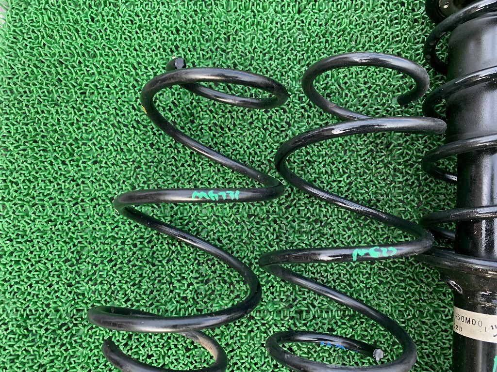 2-1 MRワゴン MF33S 　モコ　MG33S 純正 フロント サスペンション 左右 ストラット 漏れなし リアショックアブソーバー 　スプリング_画像6