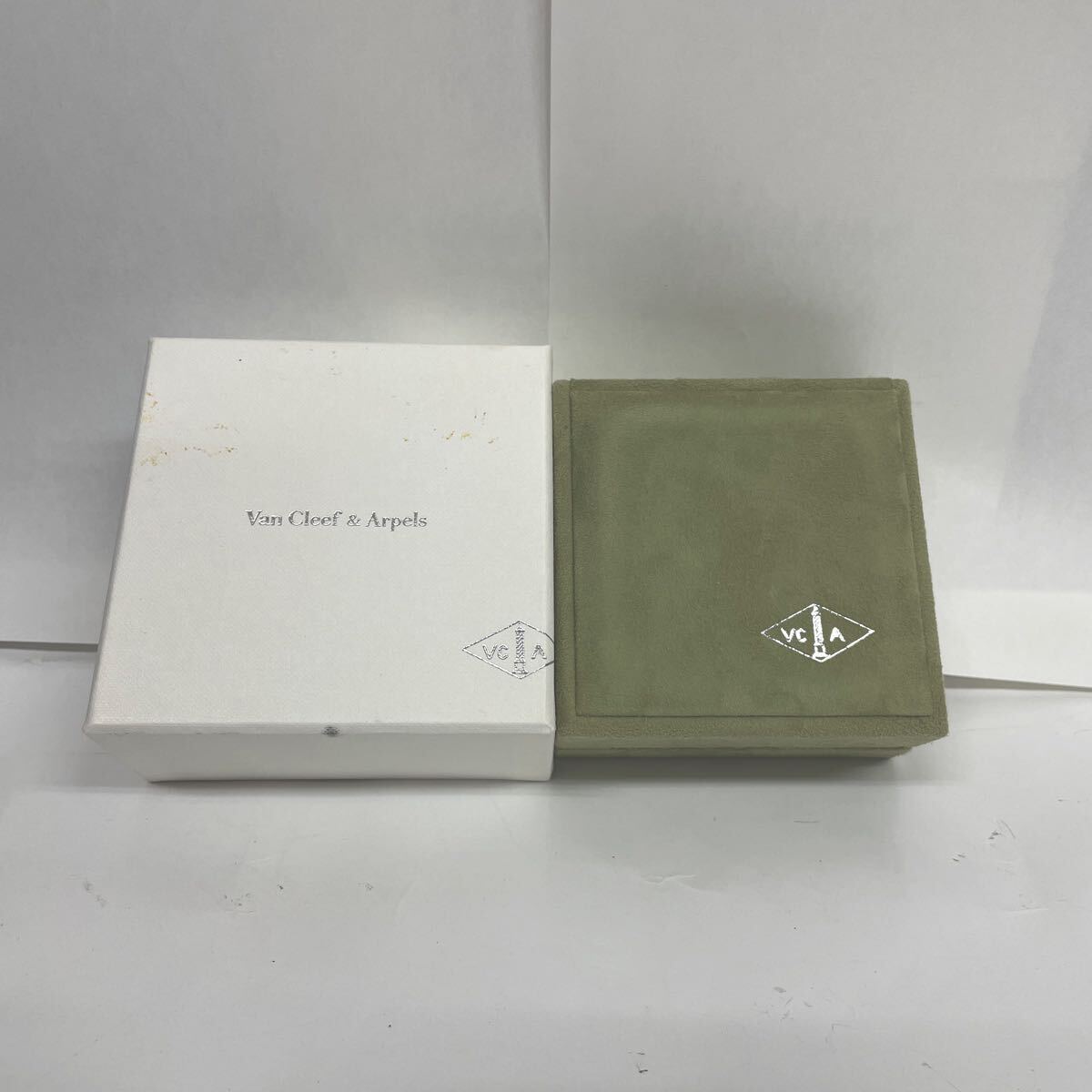 ヴァンクリーフ&アーペル ピアスケース 空箱 BOX ボックス 化粧