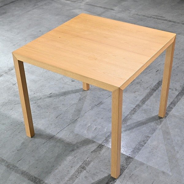 Cassina ixc「TRIX/トリックス」35万 ダイニングテーブル チェスナット材 スクエア 一人 二人用 ワークスペース カッシーナ・イクスシー