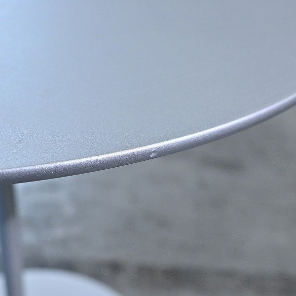 Cassina ixc 21万「ON-OFF/オンオフ」サイドテーブルb ピエロ Cassina ixc 21万「ON-OFF/オンオフ」サイドテーブルb ピエロ