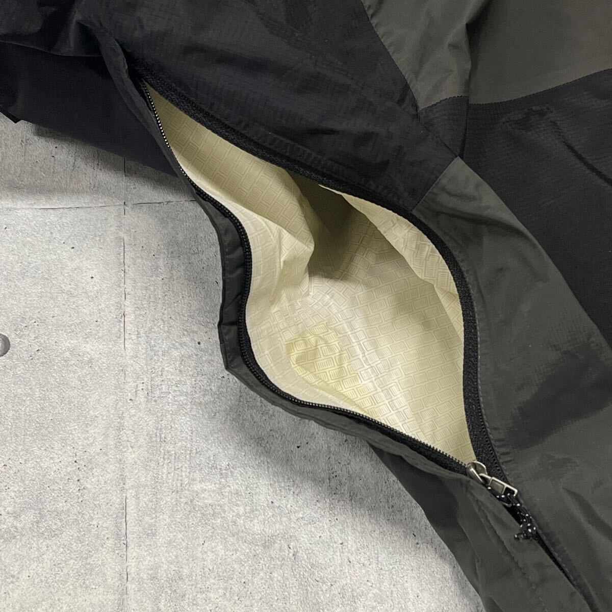 未使用 Patagonia TorrentShell Jacket パタゴニア　　h2no トイレンドシャル マウンテンパーカー 止水ジッパー リップストップ YL785_画像5