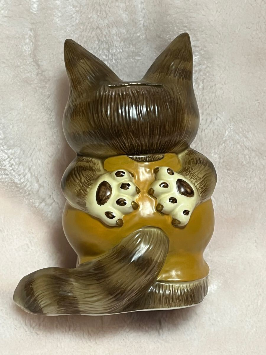 送料無料》 わちふぃーるど ダヤン 貯金箱 DAYAN 陶器 猫 茶色 送料無料》 わちふぃーるど ダヤン 貯金箱 DAYAN 陶器 猫 茶色