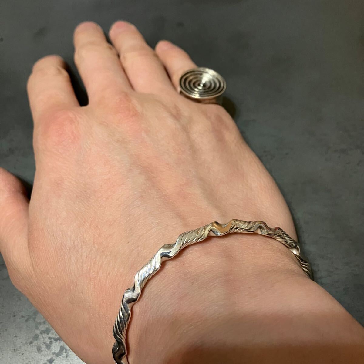 SILVER925 TWIST BANGLE/シルバー/ブレスレット/バングル knit］twist bangle a-02 | P.O.P jewelry