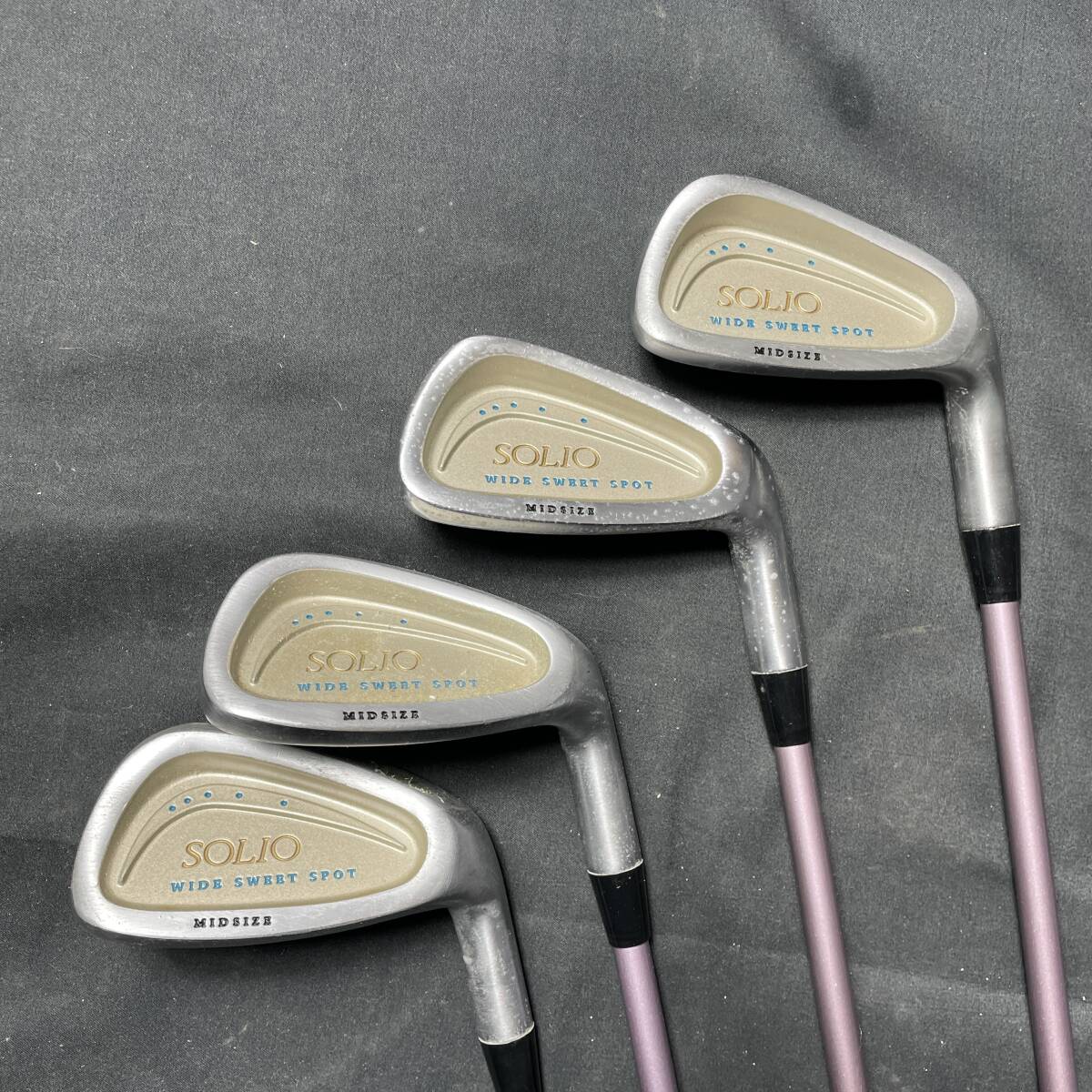 SOLIO レディース 右打ち用 ゴルフ クラブ 7本 キャディバッグ付 ハーフセット MID SIZE WIDE SWEET SPOT