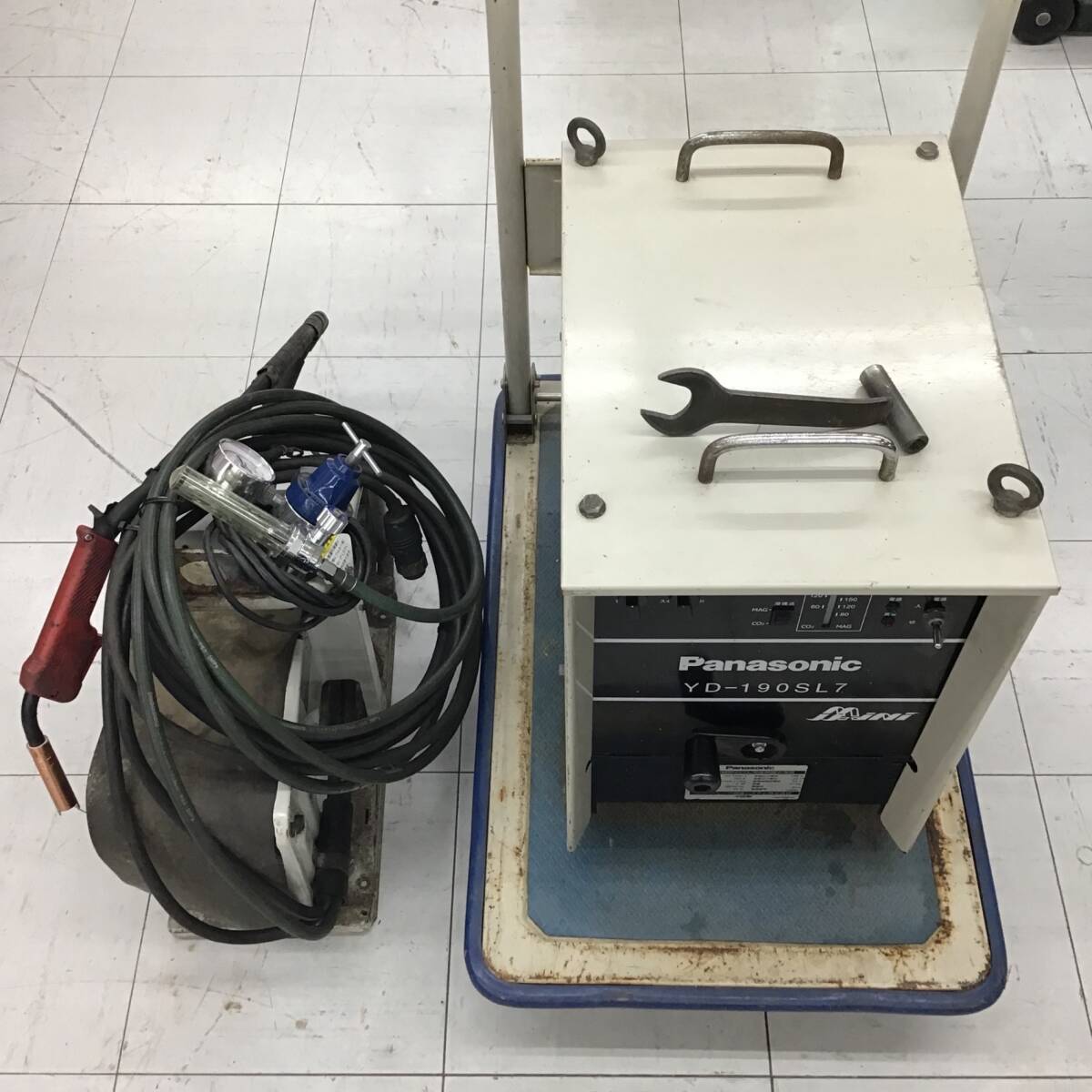 【現状品/店頭受取り限定】 パナソニック/Panasonic 半自動溶接機・YD-190SL7 【埼玉県鴻巣市】