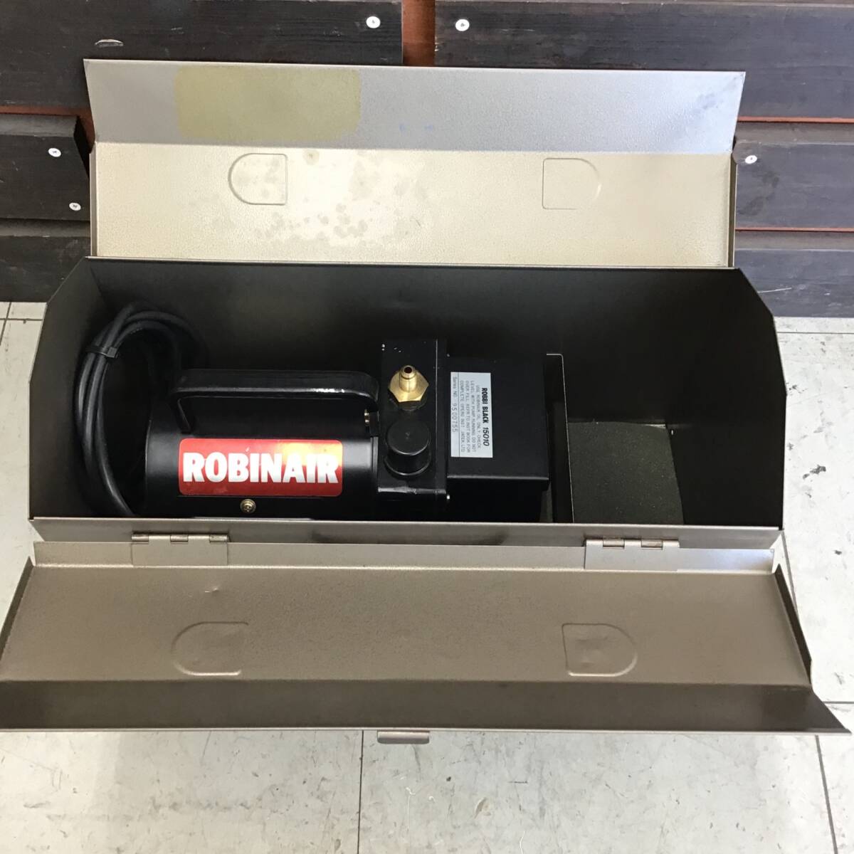 【現状品】 ロビネア/ROBINAIR 真空ポンプ 15010 ■送料無料・代引き・店頭受取対応■