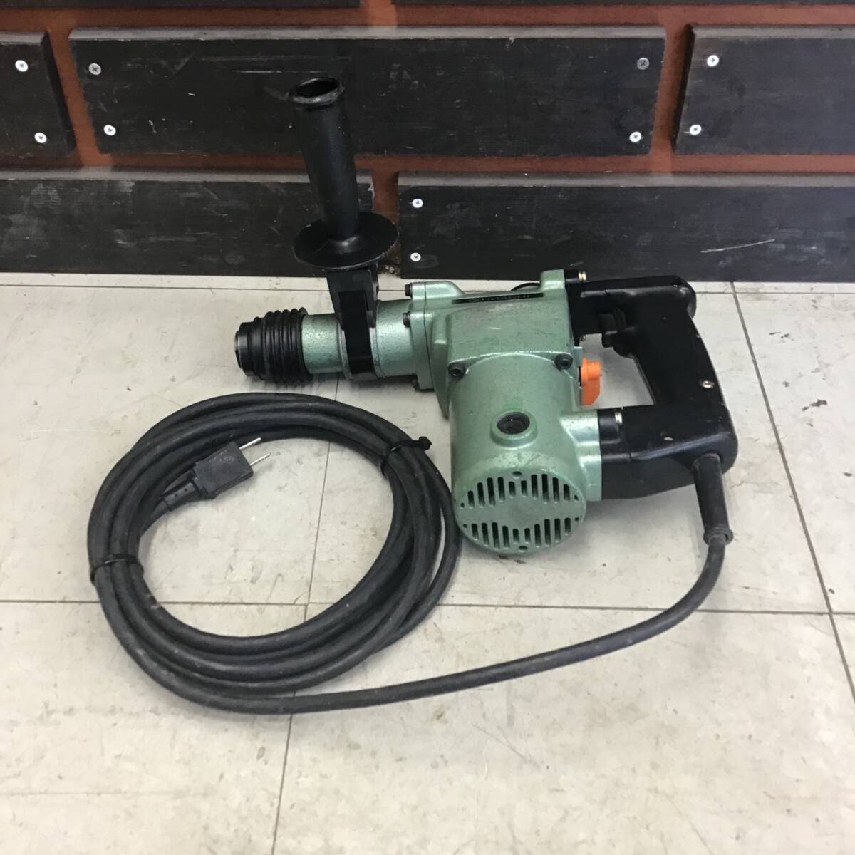 【現状品】 日立/HITACHI ハンマドリル DH20V ■送料無料・代引き・店頭受取対応■