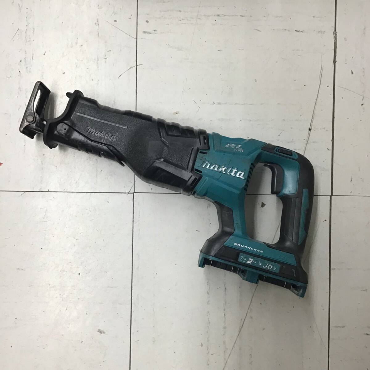 Yahoo!オークション - マキタ/makita コードレスレシプロソー Yahoo!オークション - マキタ/makita コードレスレシプロソー