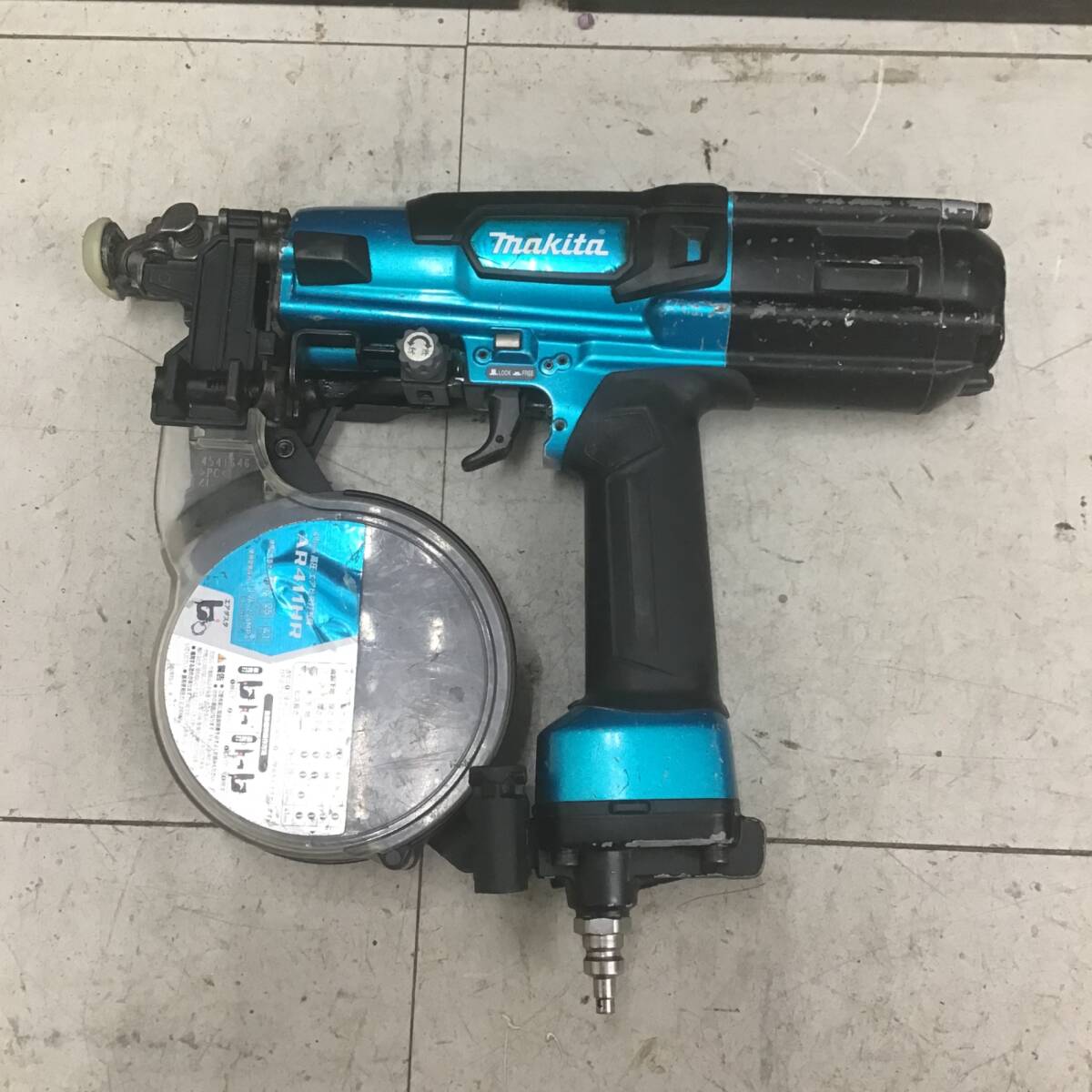 【中古品】 マキタ/makita 高圧エアネジ打ち機 AR411HRM ■送料無料・代引き・店頭受取対応■