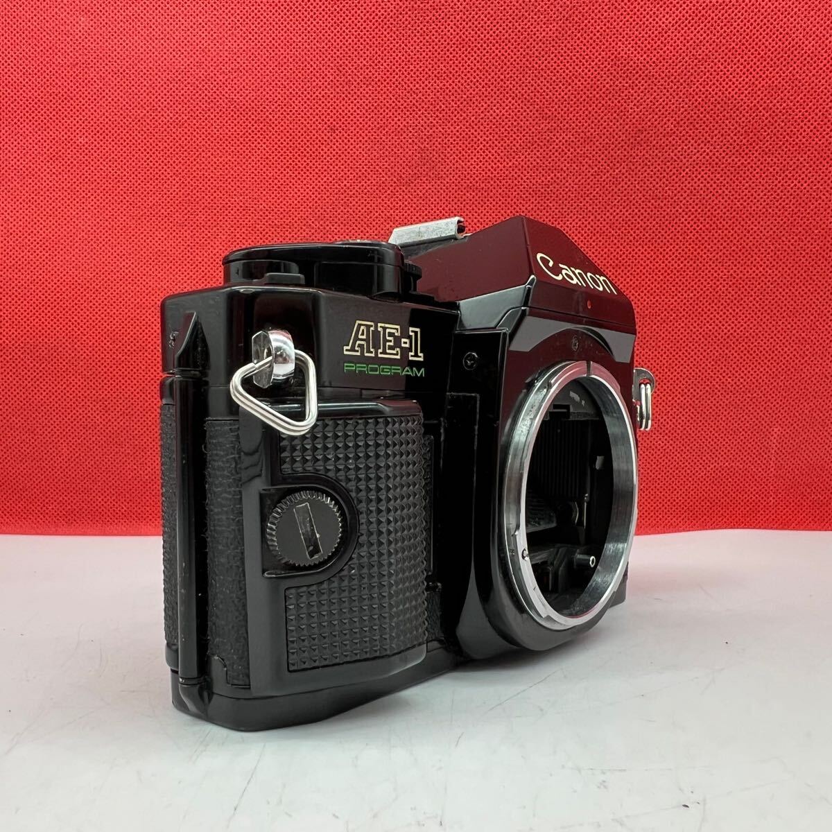 Canon キャノン フィルム一眼レフカメラAE-1 PROGRAMジャンク品 ♪ Canon AE-1 PROGRAM 一眼レフカメラ フィルムカメラ ボディ