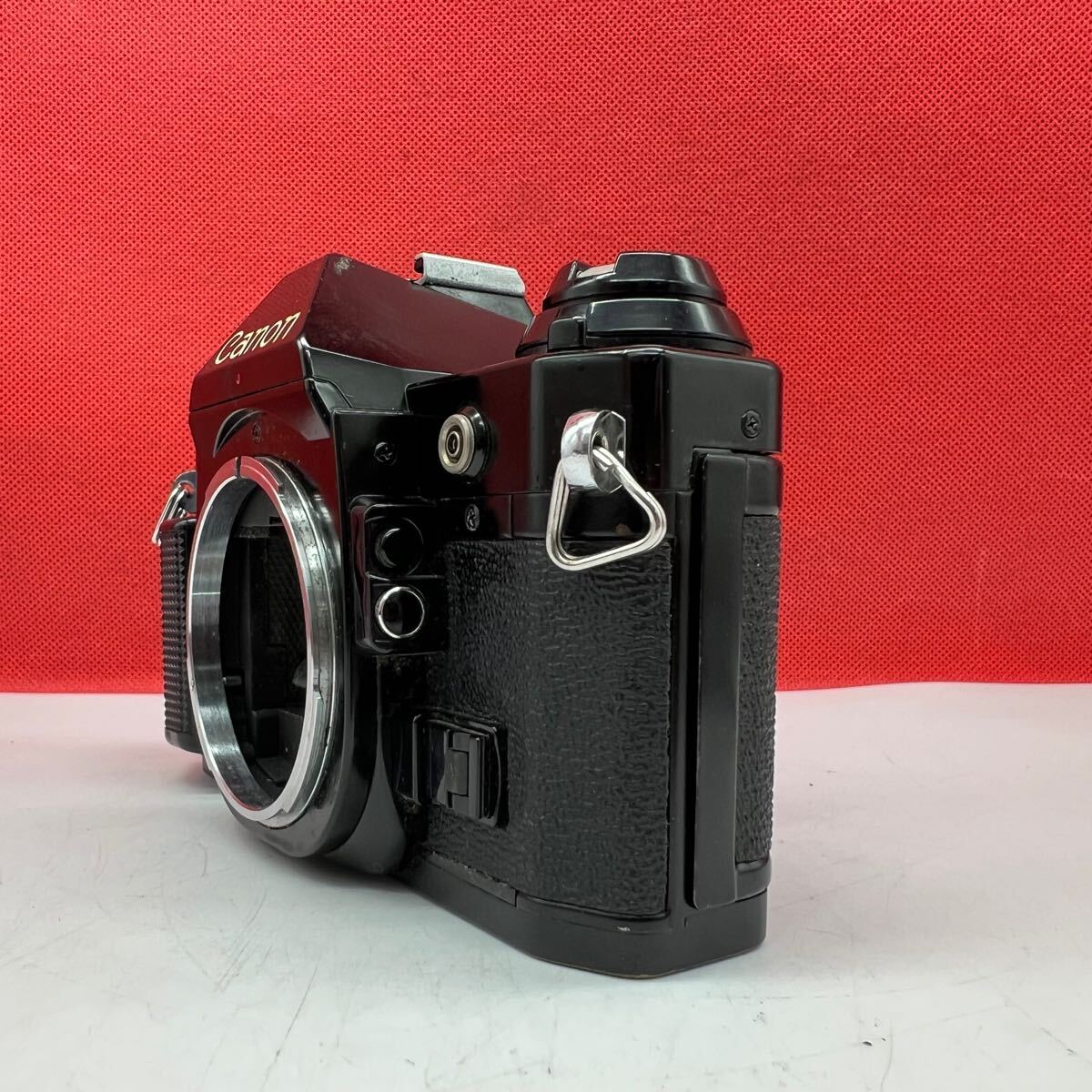 Canon キャノン フィルム一眼レフカメラAE-1 PROGRAMジャンク品 ♪ Canon AE-1 PROGRAM 一眼レフカメラ フィルムカメラ ボディ