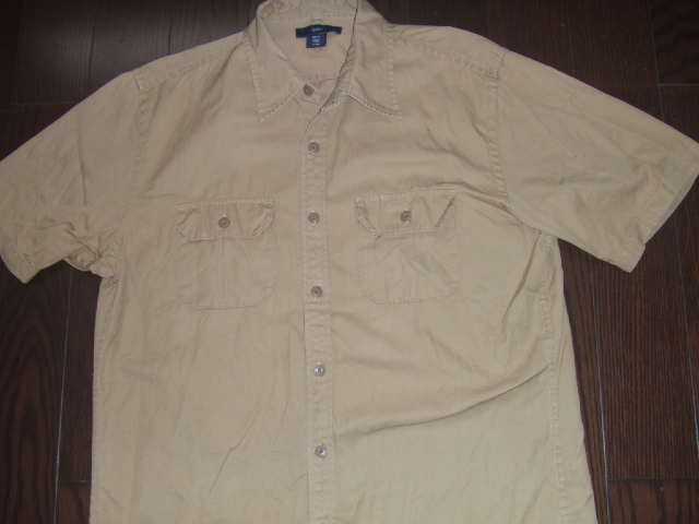 ★良品 GAP ギャップ / コットン 半袖ワークシャツ カーキ / サイズM(肩幅46cm身幅56cm着丈73cm) ★_画像3