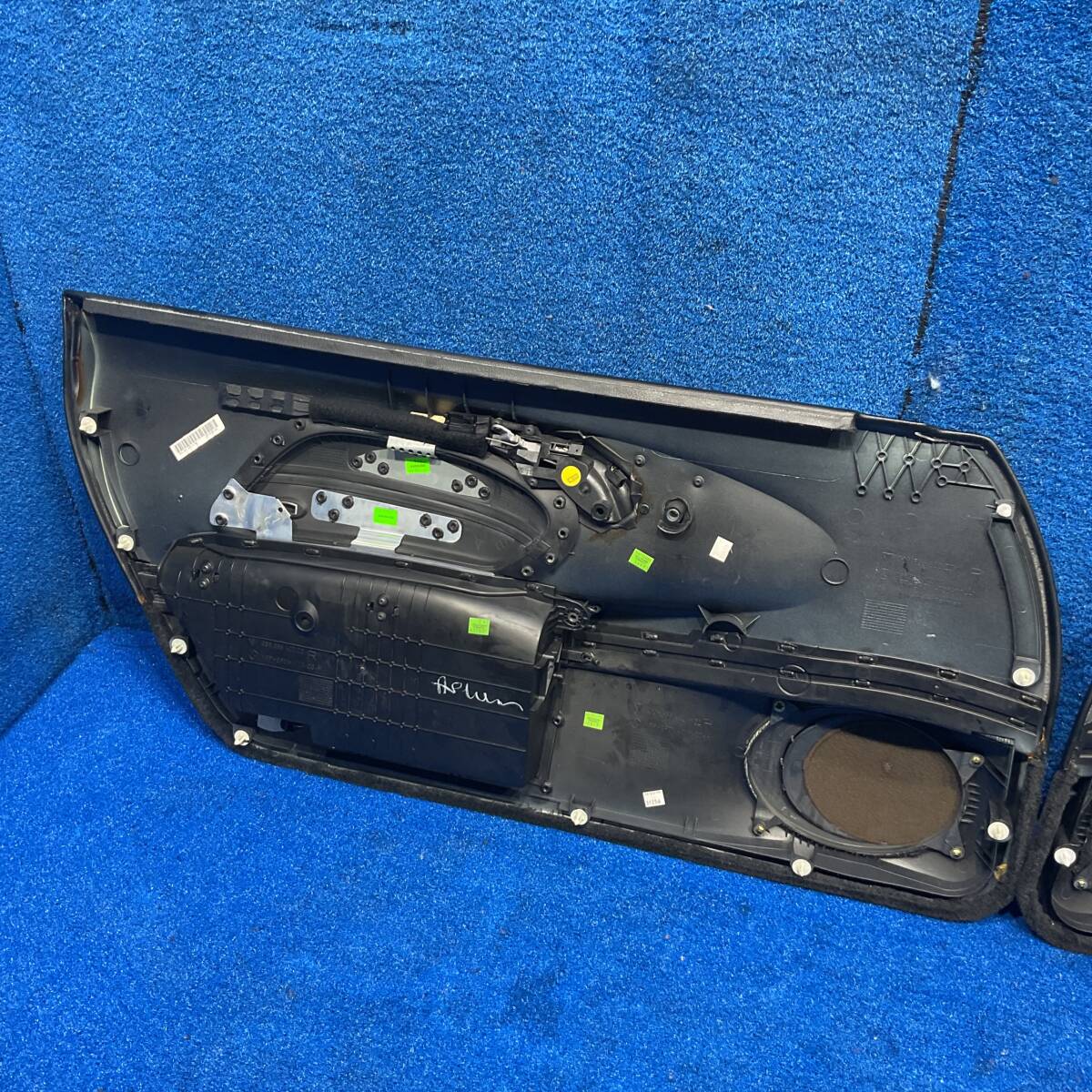 [AK-0024499] H16 Porsche Boxster 986K 986 поздняя версия левый руль [ дверей отделка внутренняя обшивка левый правый ] 587582