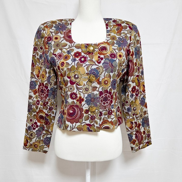 #anc 十仁プラザ JujinPlaxaCOUTURE ジャケット 40 白 赤系 マルチ 花柄 総柄 金ボタン ショート丈 レディース [922704]