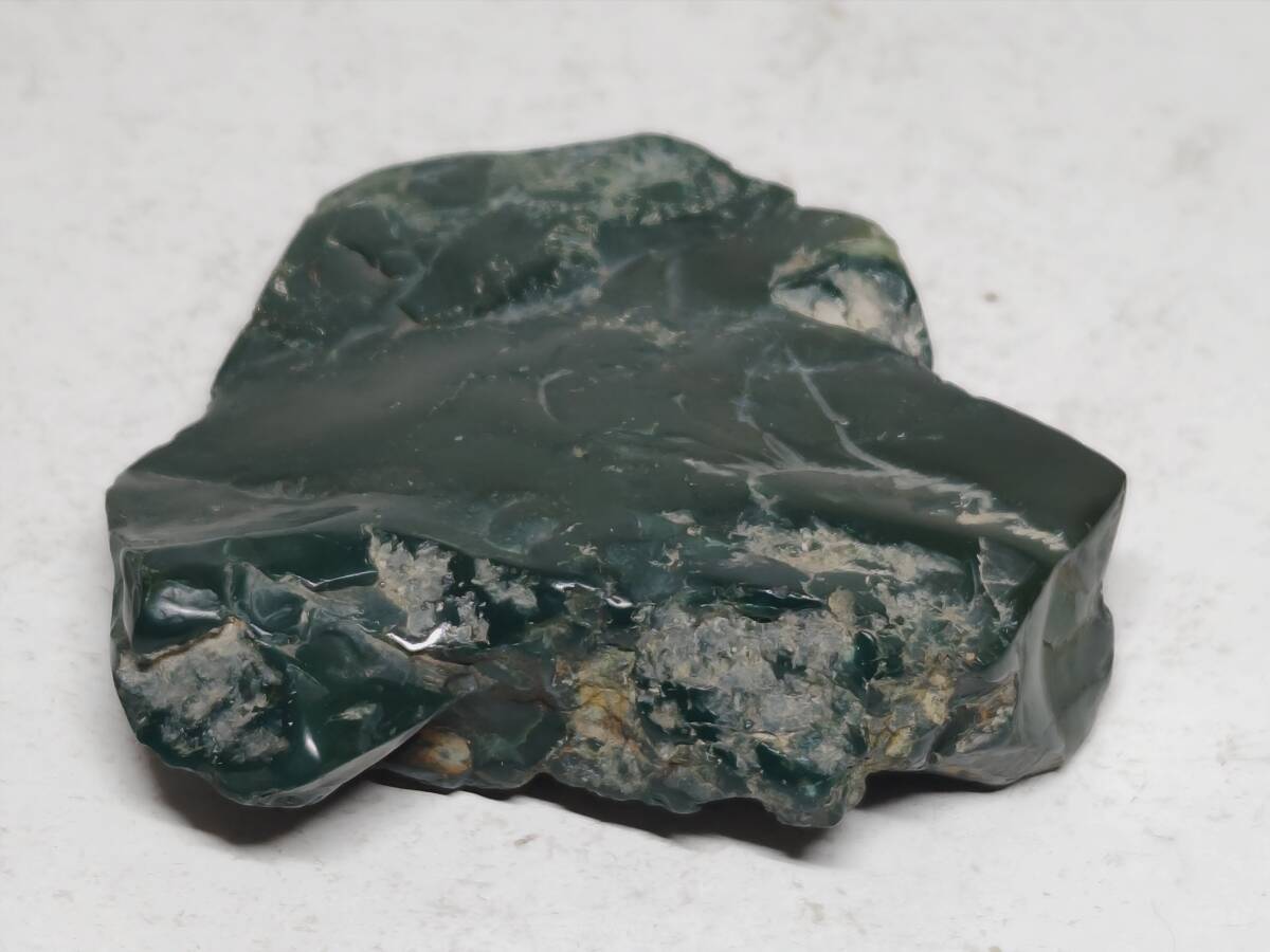 緑石】 125g 出雲石 碧玉 ジャスパー 瑪瑙 メノウ 原石 鑑賞石 緑石】 125g 出雲石 碧玉 ジャスパー 瑪瑙 メノウ 原石 鑑賞石