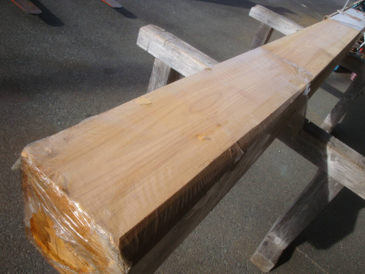 24265☆東農桧 柱 三面無地 芯持ち背割り有り 乾燥材 工具、DIY用品 24265☆東農桧 柱 三面無地 芯持ち背割り有り 乾燥材 工具、DIY用品