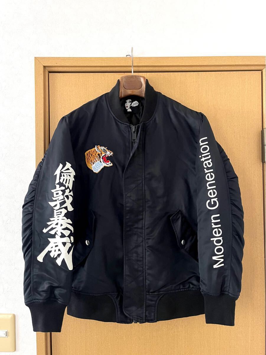 完全限定 定価26 400円 山本寛斎 kansai yamamoto 刺繍MA-1 完全限定 定価26 400円 山本寛斎 kansai yamamoto 刺繍MA-1
